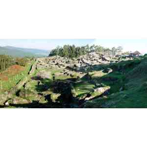 Click para ampliar. Pulsa en el nombre para ver la ficha. Santa Tecla - Vista panorámica del castro